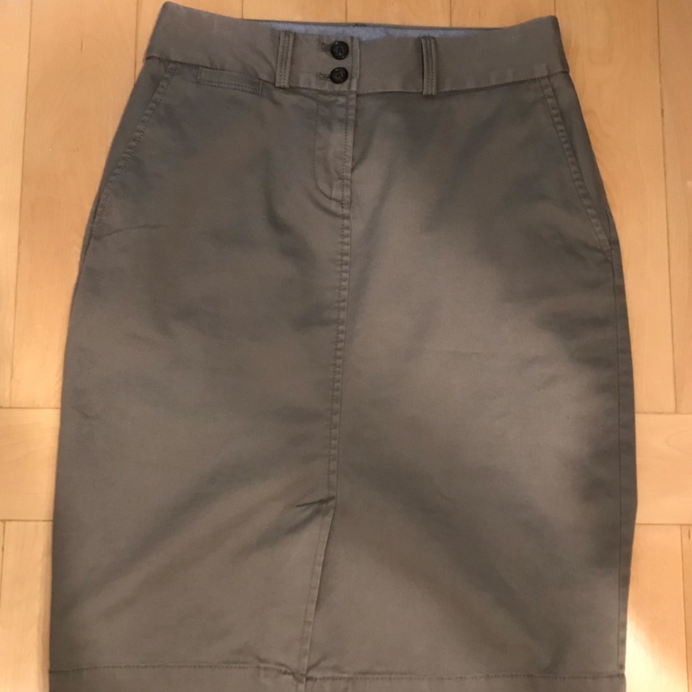 Banana Republic Stretch Pencil Skirt Beige